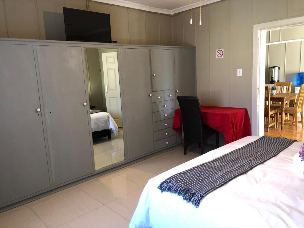 The Lavender Guesthouse Kroonstad Exterior photo