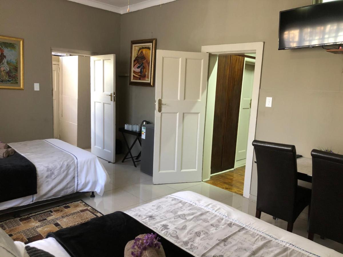 The Lavender Guesthouse Kroonstad Exterior photo